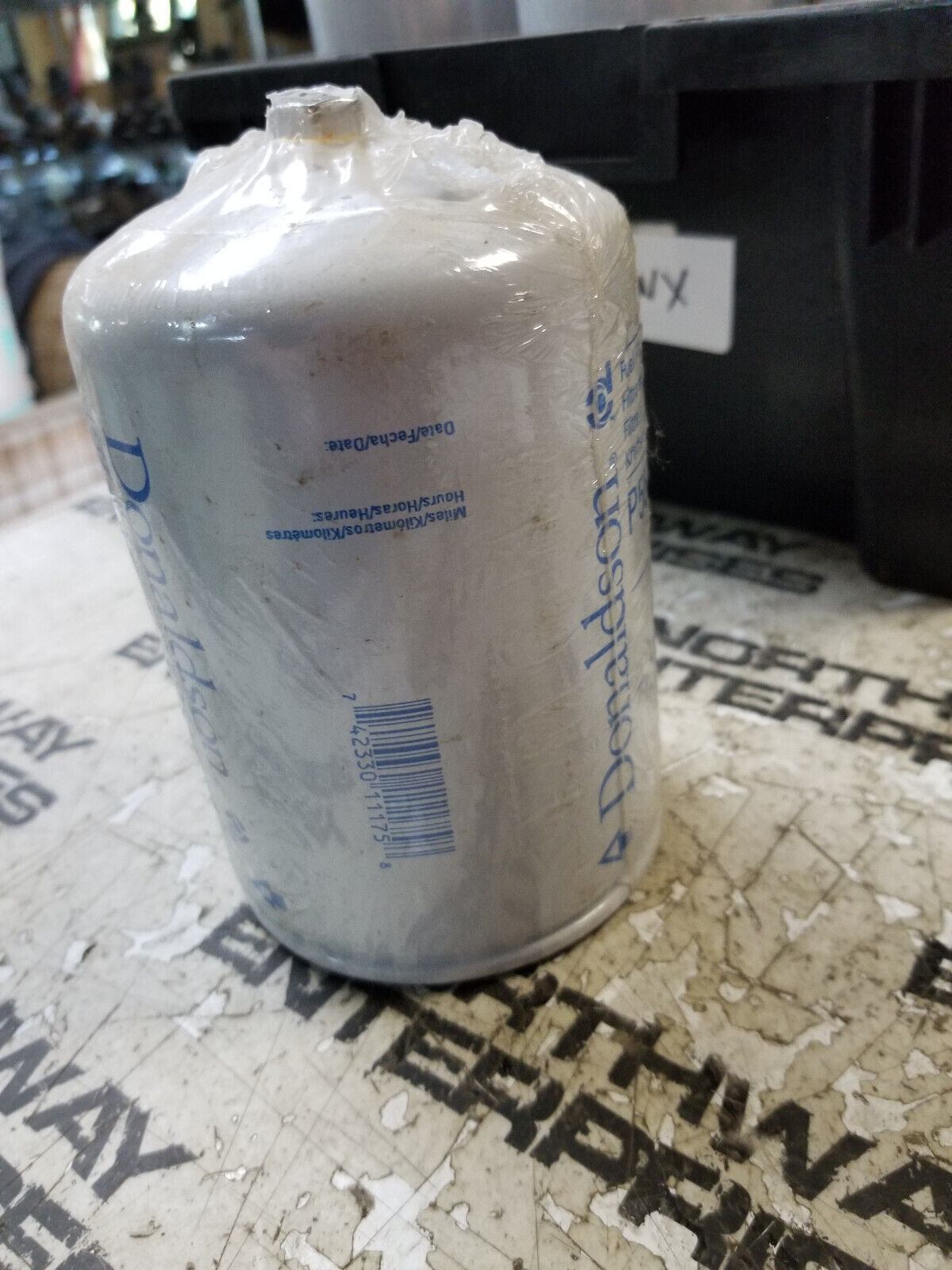 DONALDSON P558712 FUEL FILTER ASSEMBLY LFP3301F, NAPA 3353, WIX 33353