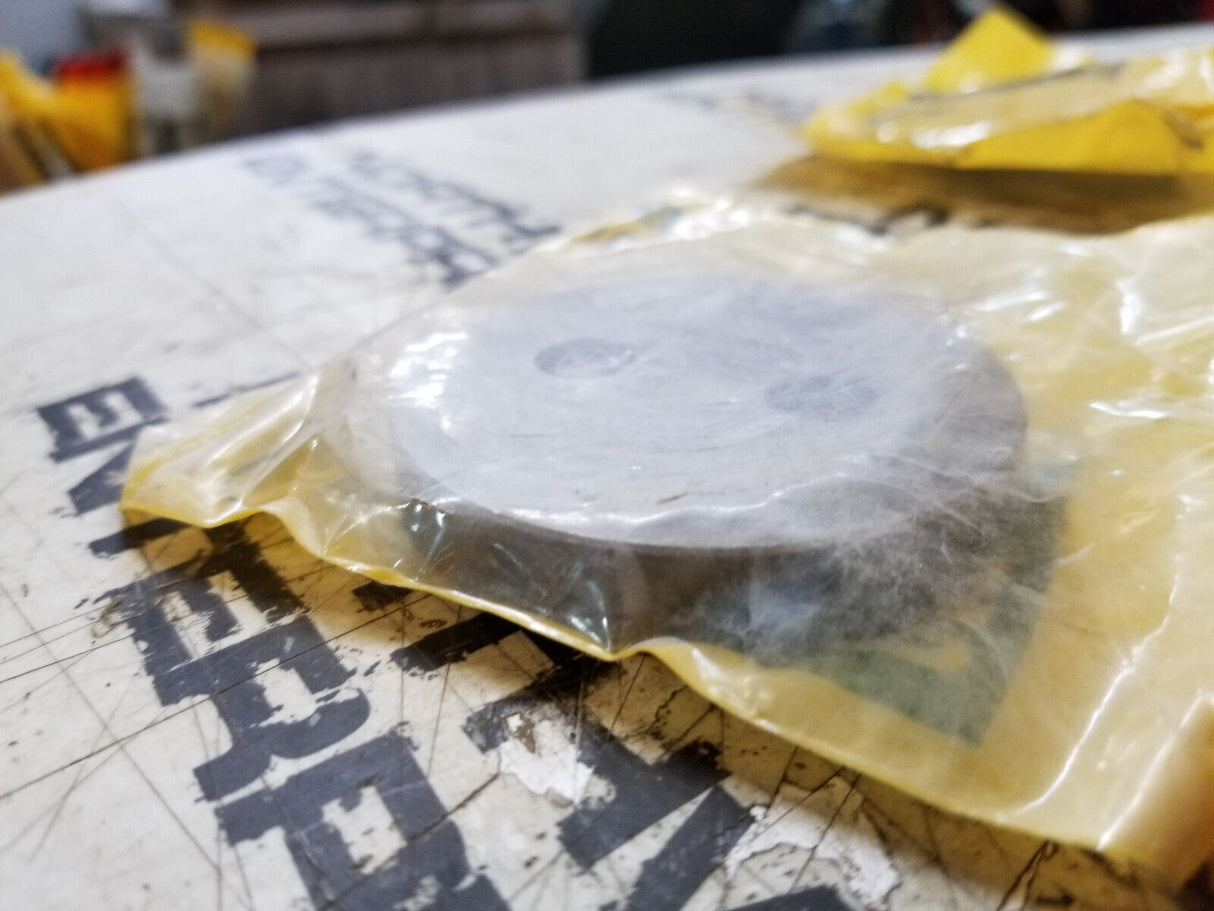 8P-5698 Caterpillar 8P5698 10mm Thick Shaft Retainer Plate