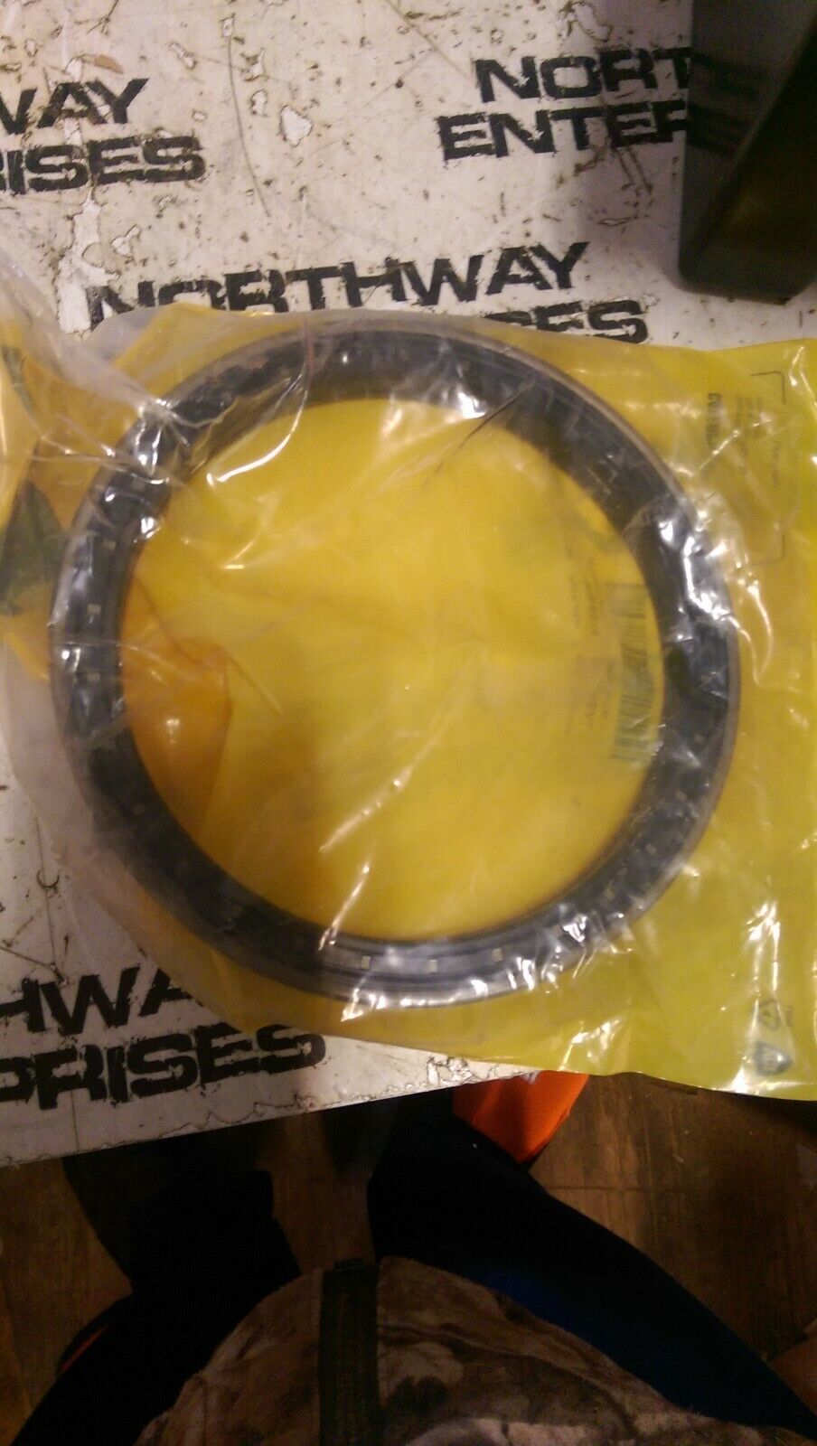 Caterpillar 303-8574 Seal