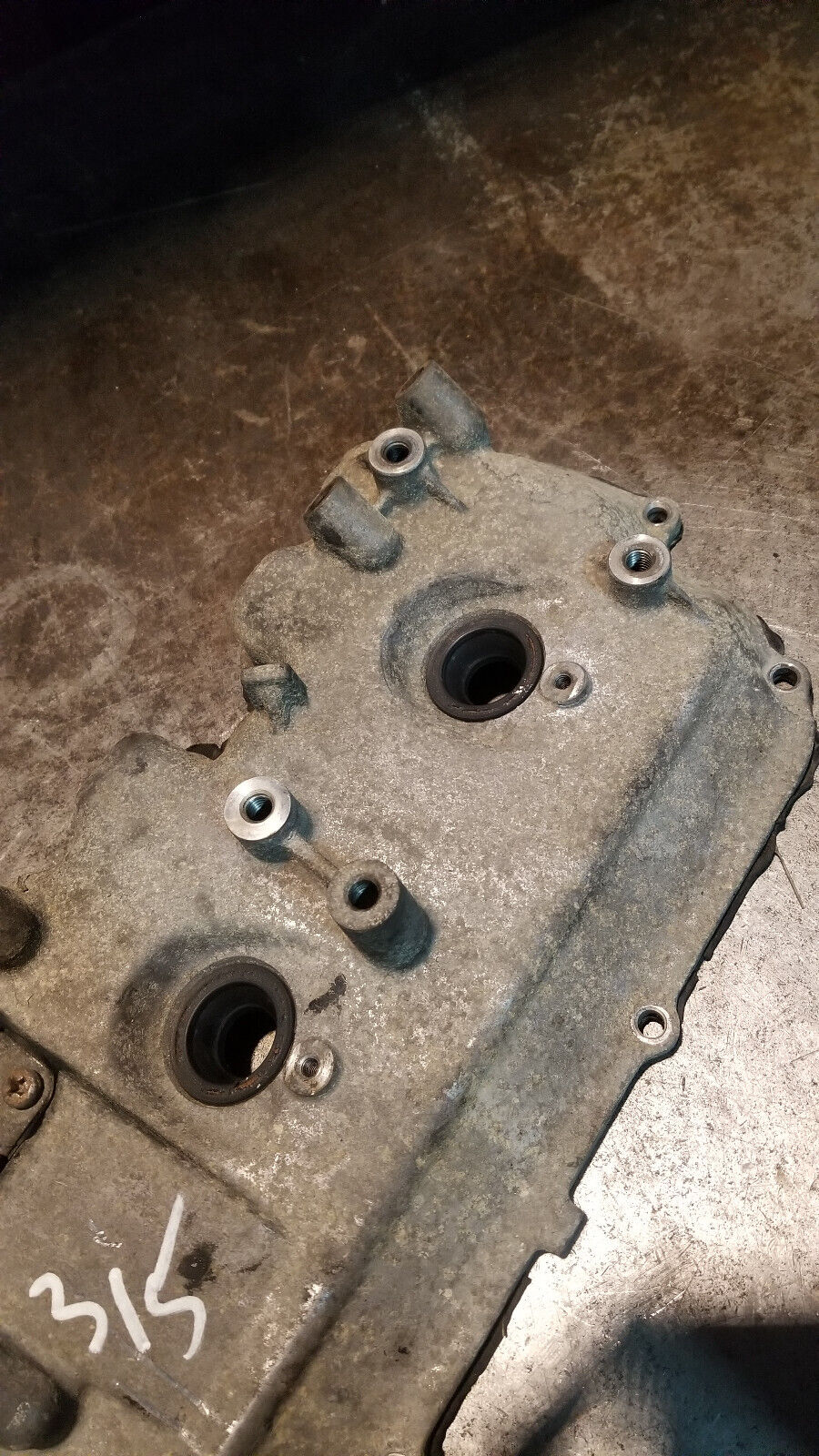 01 02 03 04 LB7 Duramax Diesel UPPER Valve Cover 97223559 ref315