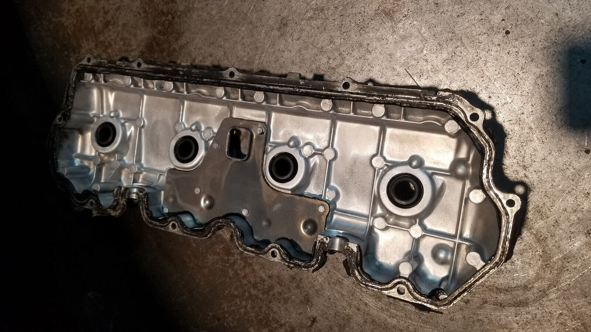 01 02 03 04 LB7 Duramax Diesel UPPER Valve Cover 97223559 ref315