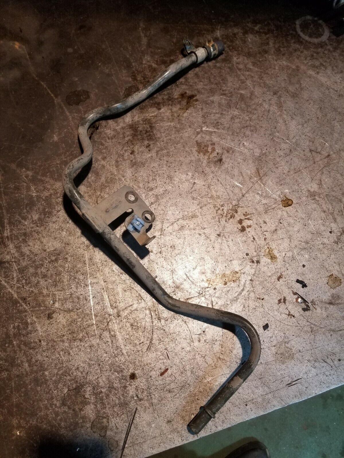 97215993 2001-2004 Duramax LB7 6.6 FUEL FEED LINE