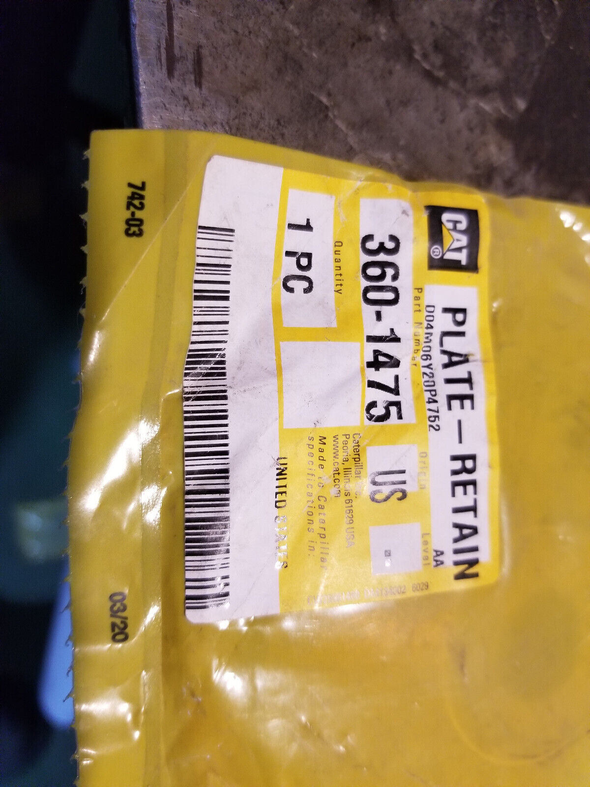 360-1475 Caterpillar Output Shaft Retainer Plate
