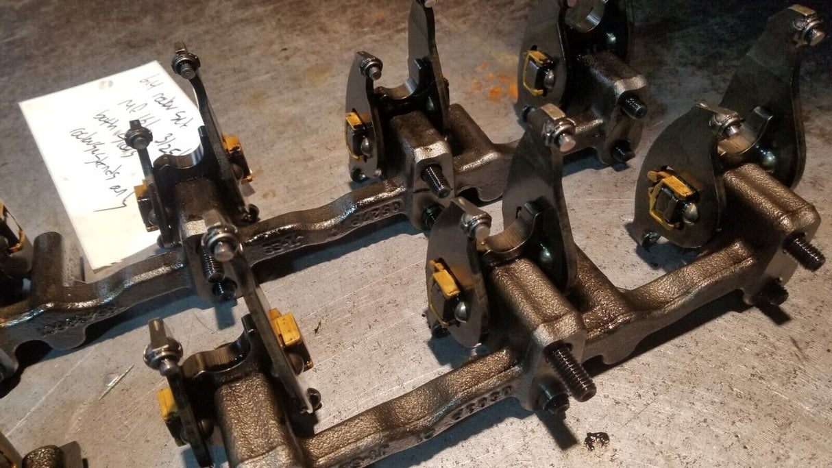 1880400C1 2007-2010 Ford F-250 350 450 6.4L Diesel Valve Rocker Arm Set