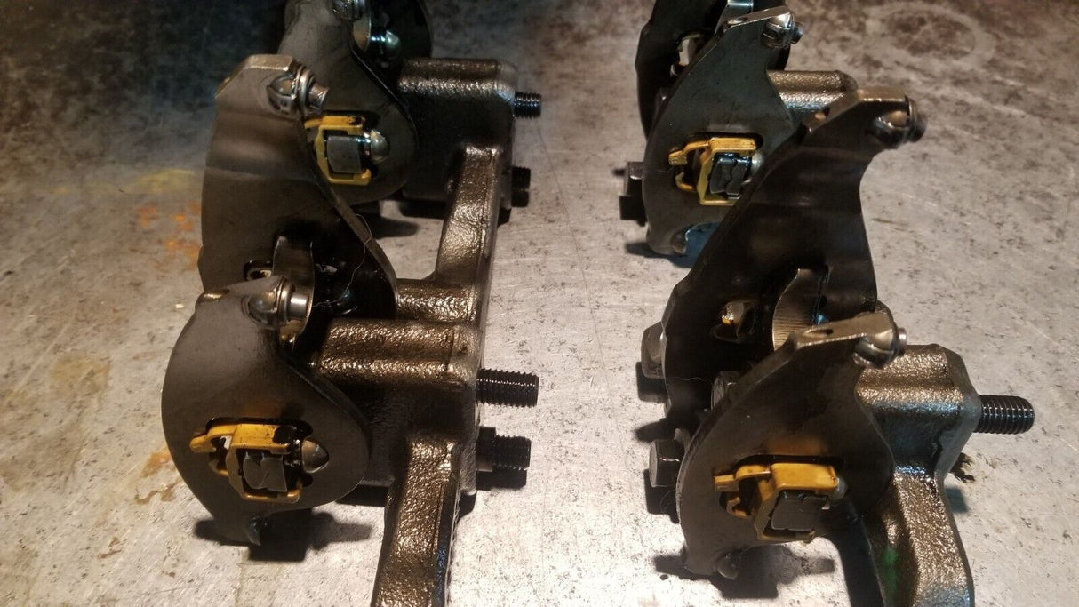 1880400C1 2007-2010 Ford F-250 350 450 6.4L Diesel Valve Rocker Arm Set