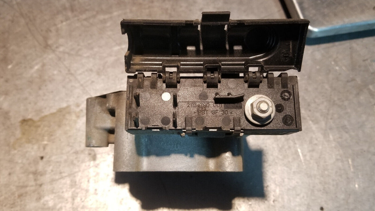 12601677 GM 11-16 2500 3500 HD 6.6L Diesel Turbo Pre Heater INTAKE HEATER