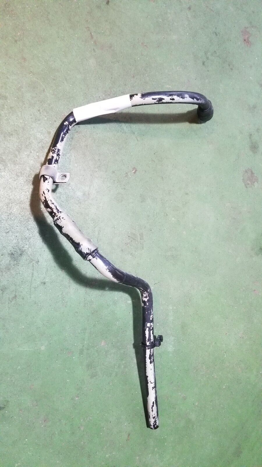 3957987 5.9L CUMMINS CRANK CASE VENT TUBE CCV BREATHER TUBE 5265108