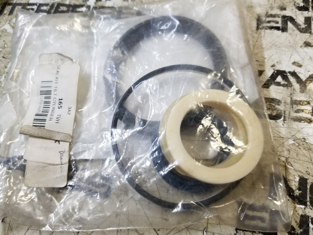 D700625 Daewoo, Tilt Cylinder Seal Kit