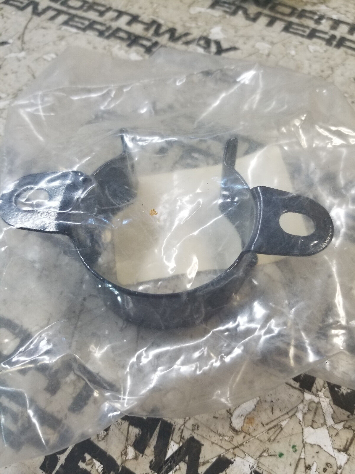 QUICKSILVER 77294T Bracket