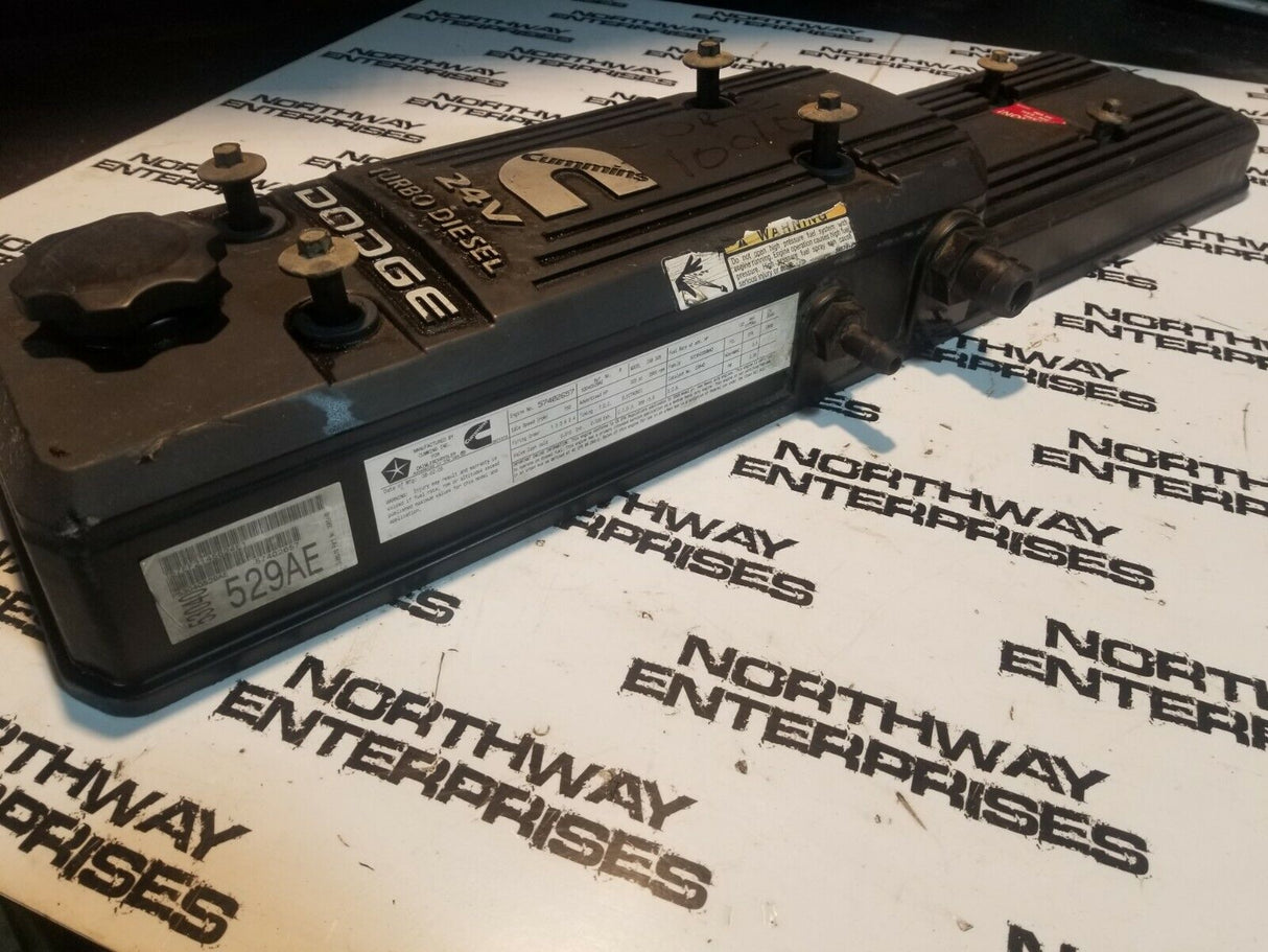 Dodge Ram 5.9L Cummins USED VALVE COVER ASSEMBLY 2005-07 4931453 4931454 RE321