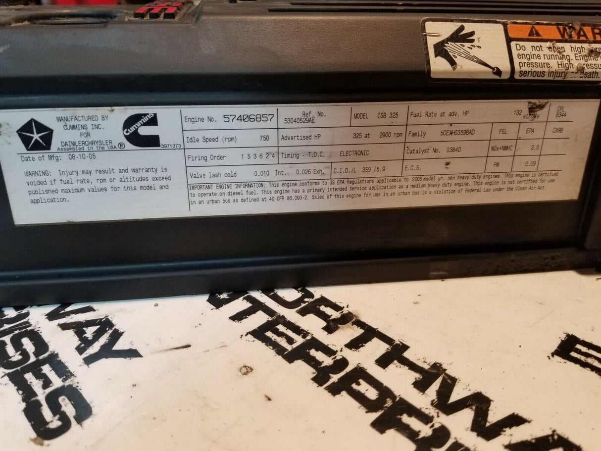 Dodge Ram 5.9L Cummins USED VALVE COVER ASSEMBLY 2005-07 4931453 4931454 RE339