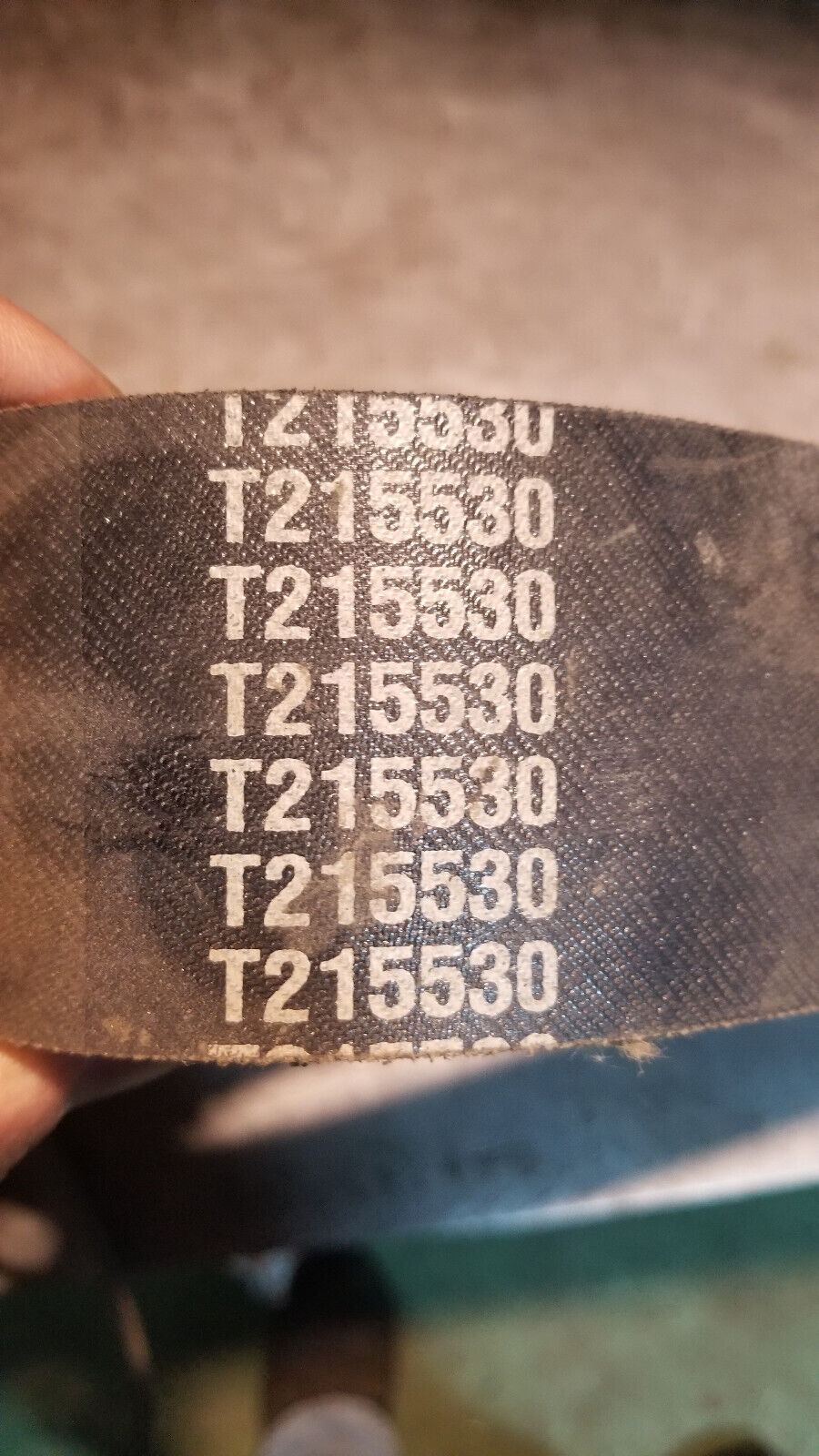 T215530 JOHN DEERE BELT