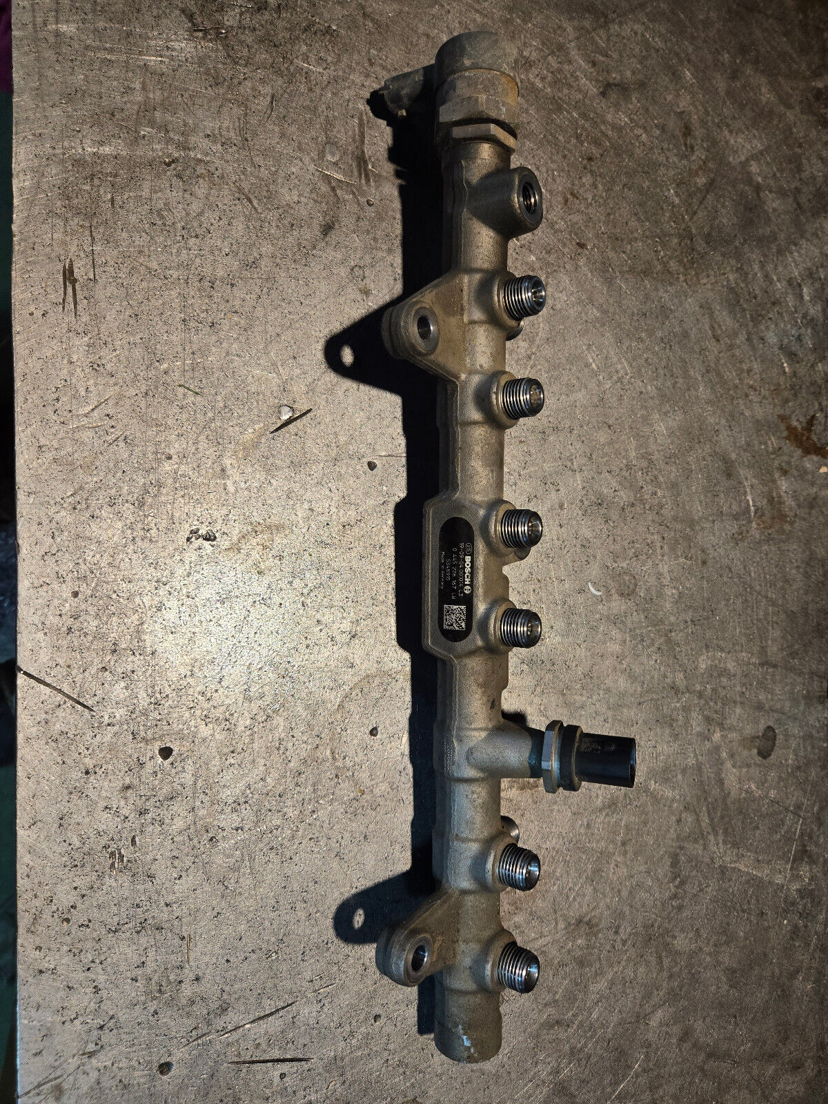 OEM Cummins Bosch 0445226167 5348915 Fuel Rail