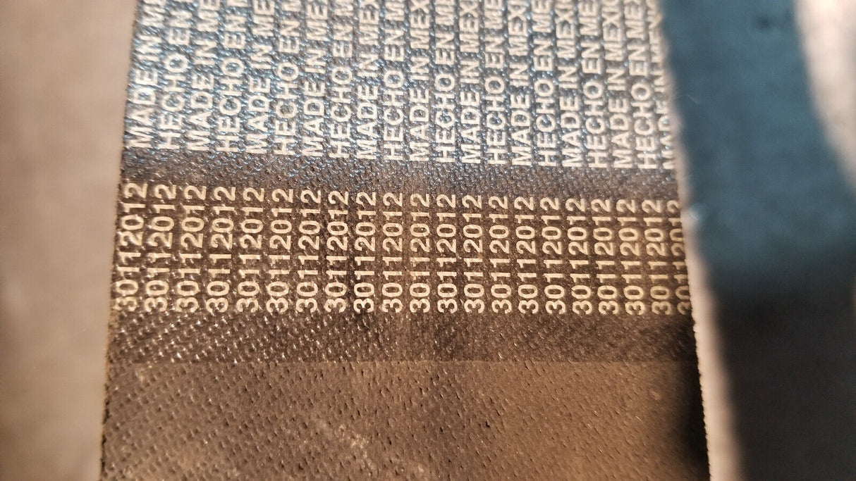 T215530 JOHN DEERE BELT