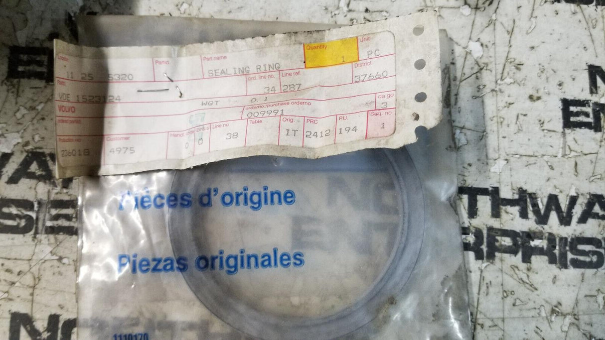 VOLVO SHAFT SEAL 1523124 VOE1523124 VOLVO 8500 8700 9700 9900 b 10 1652622