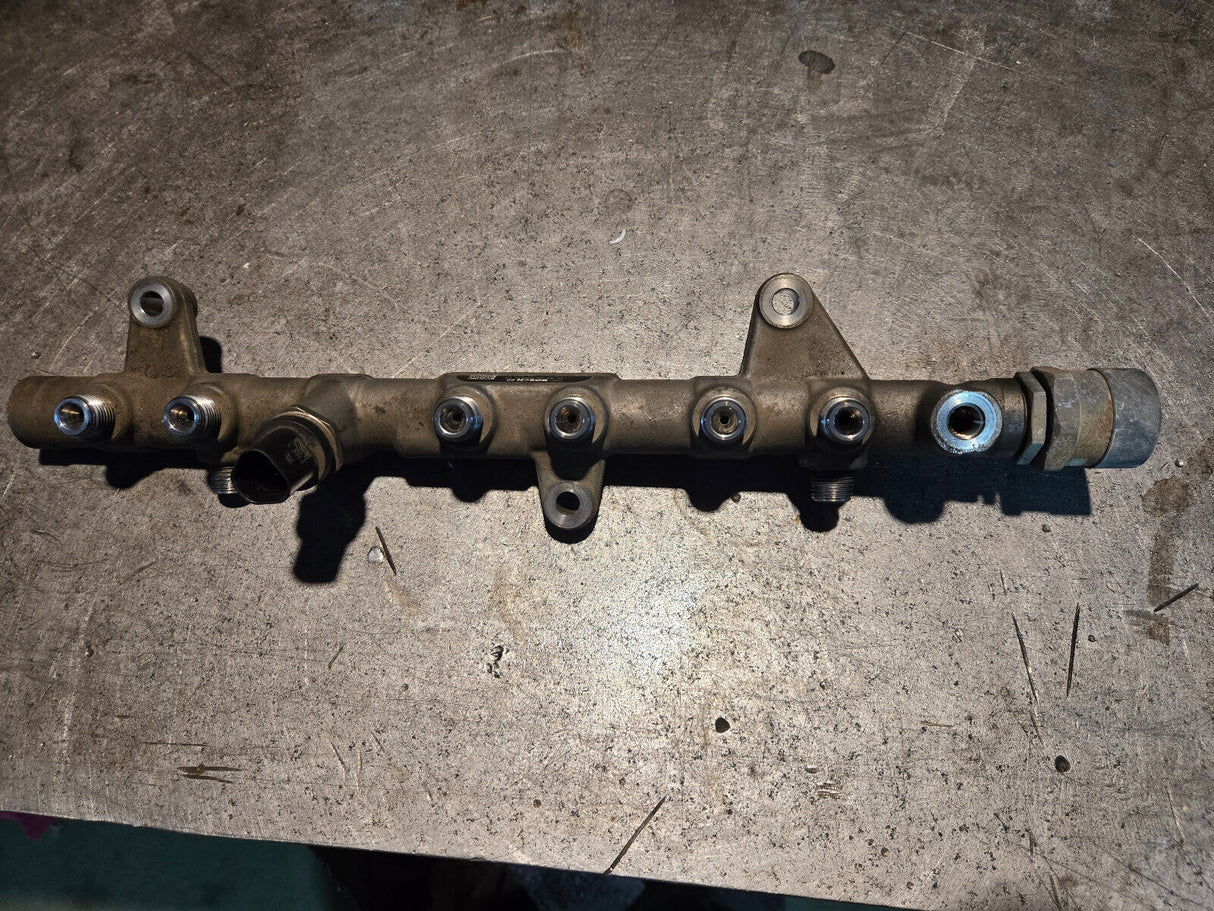 OEM Cummins Bosch 0445226167 5348915 Fuel Rail