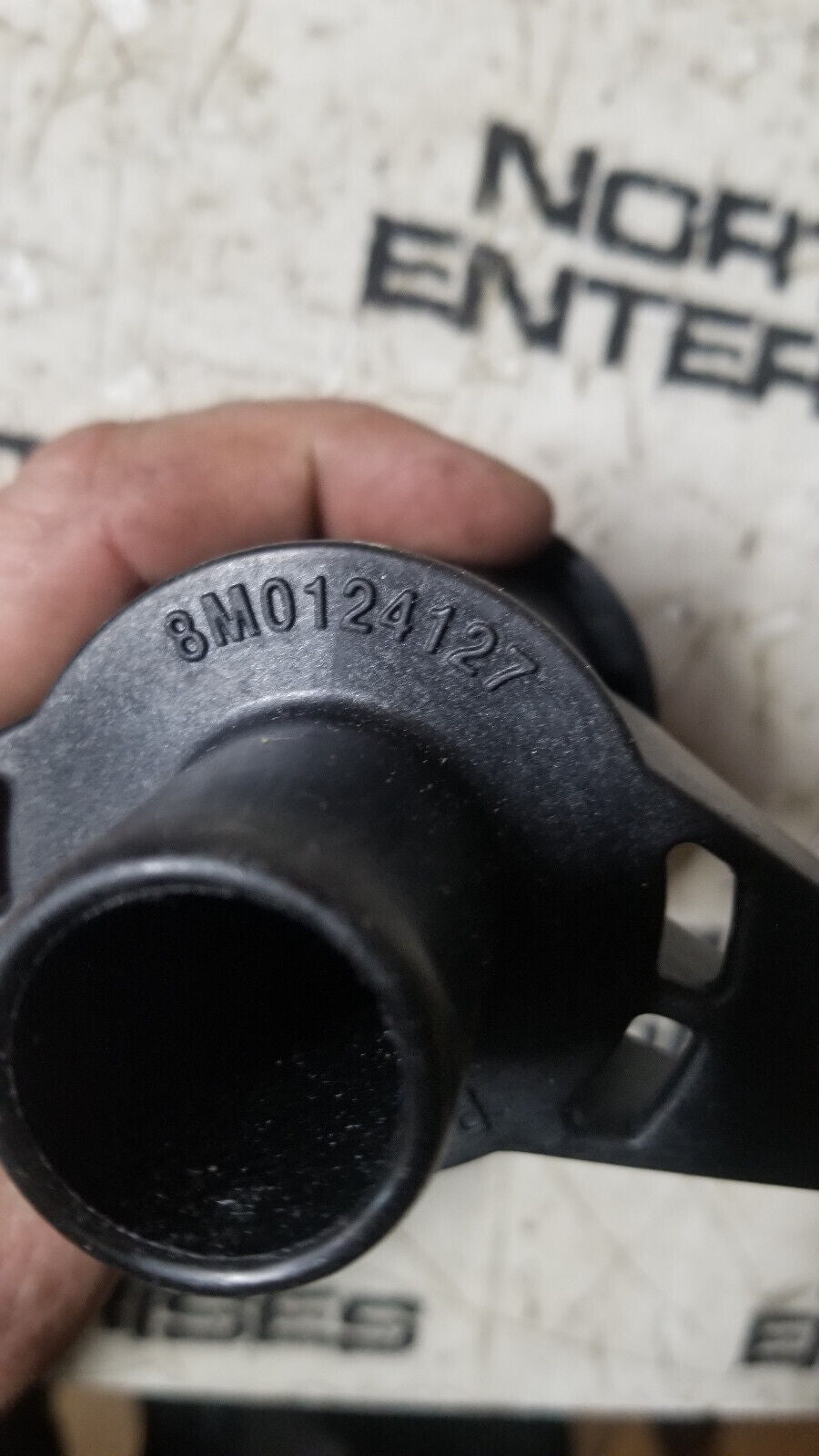 MERCURY OIL FILL TUBE 8M0124127