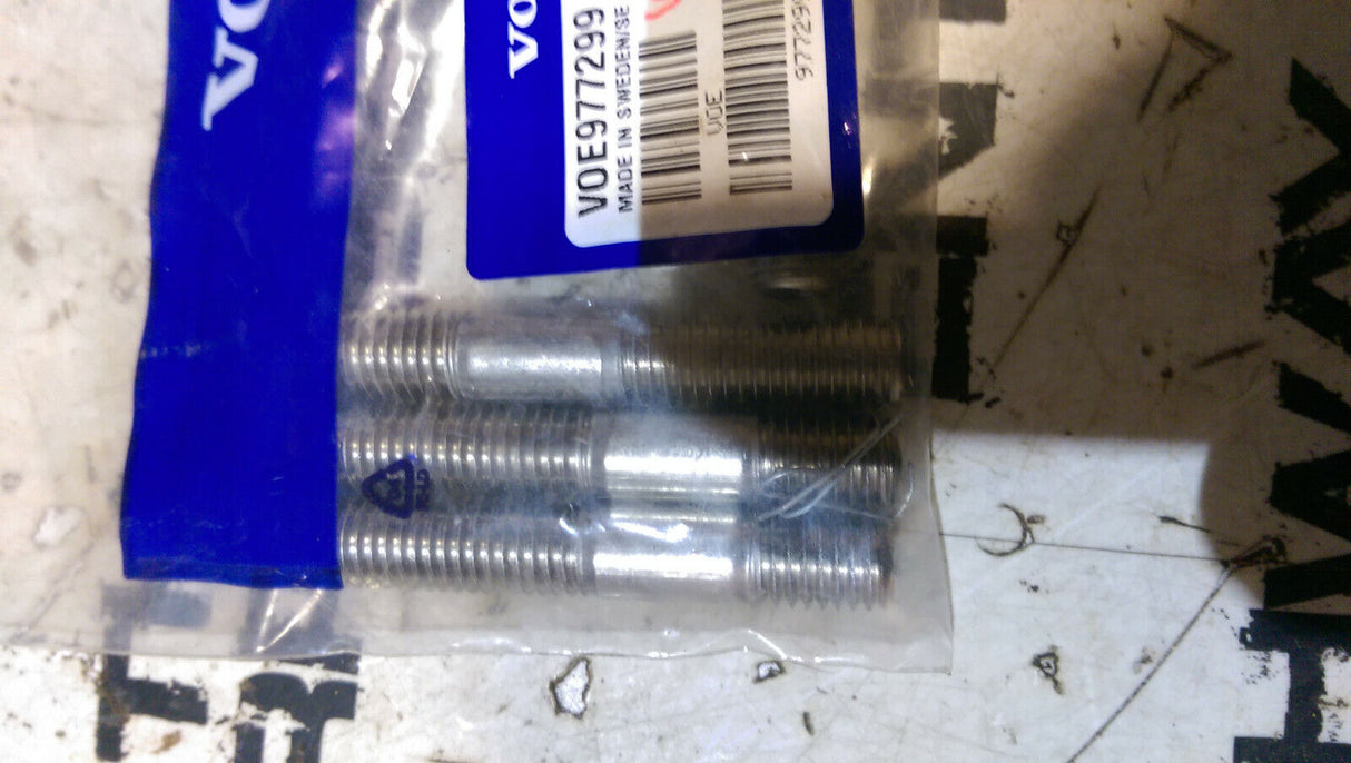 Volvo VOE977299 TURBO STUDS SET OF 3 STUDS