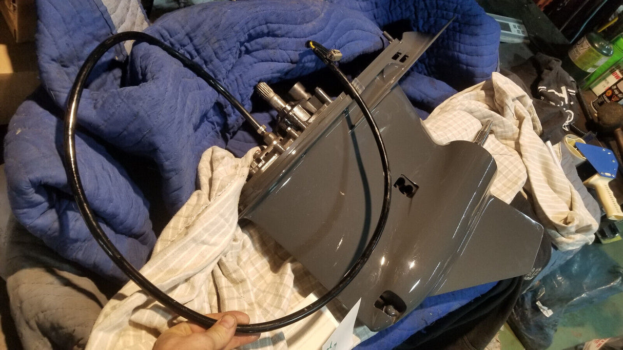 EVINRUDE GEARCASE ASSEMBLY COUNTER ROTATING 5010919 5011658 IDOCK ONLY