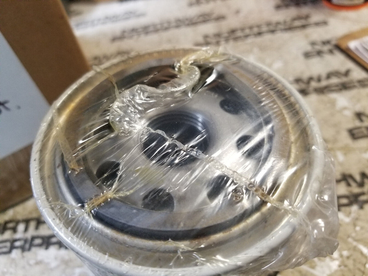 LOT OF 8PC - P550274 DONALDSON HYDRAULIC SPIN ON FILTER