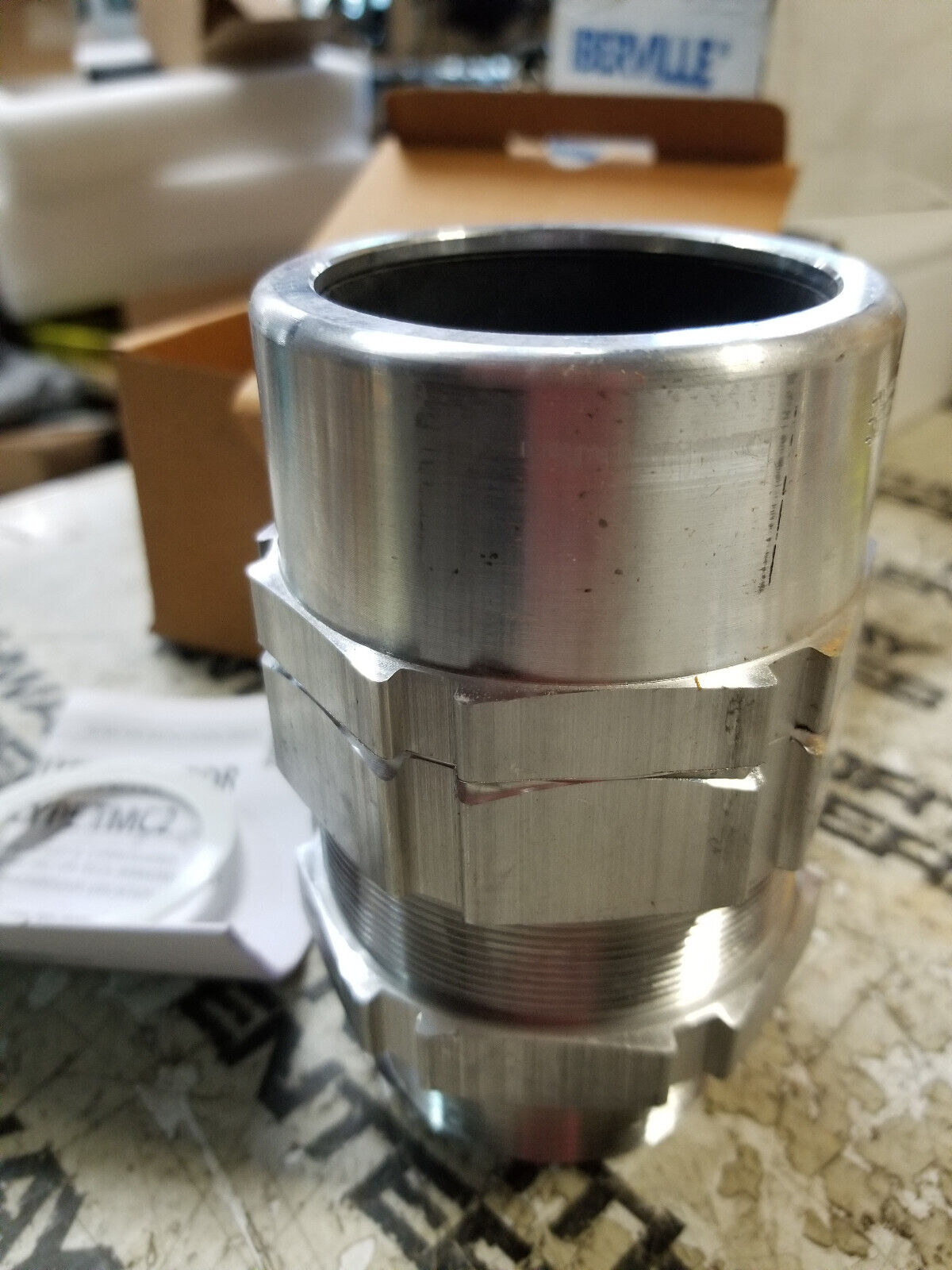 TMC2-200A233 ALUM TECK CONNECTOR 2"NPT CABLE RANGE 1.91" - 2.33"