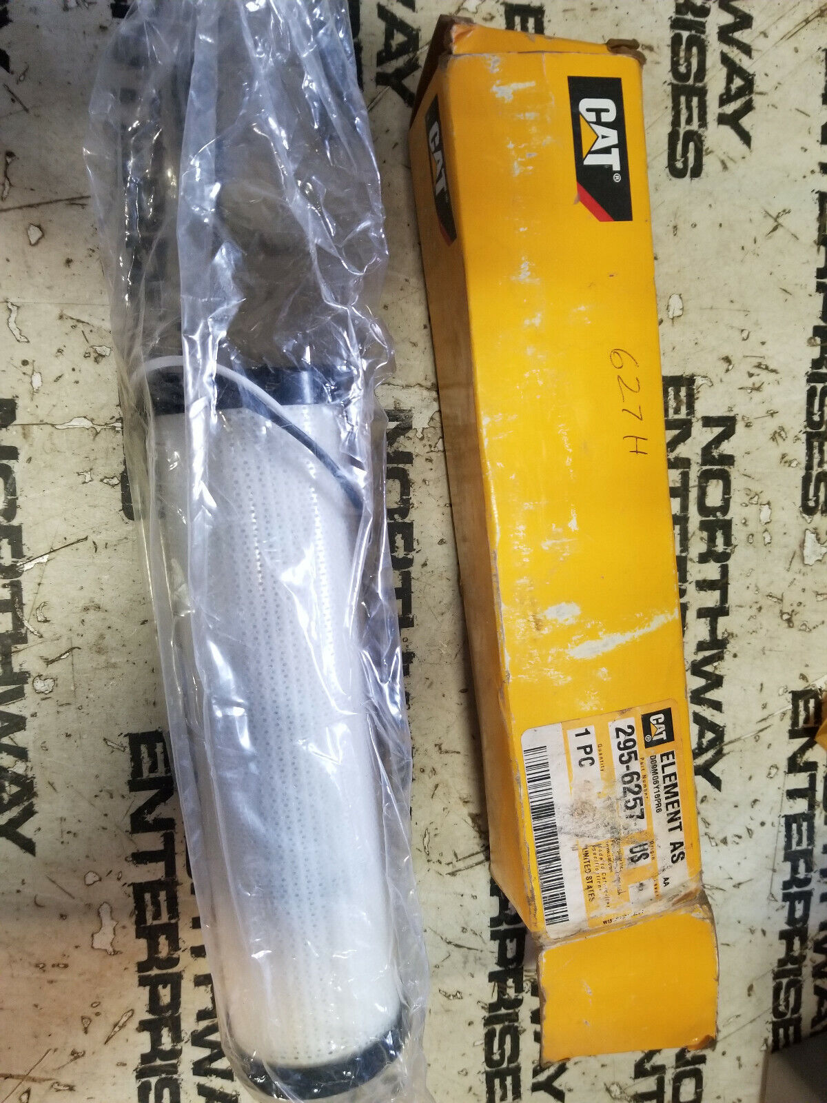 295-6257: Advanced Efficiency Hydraulic Filter