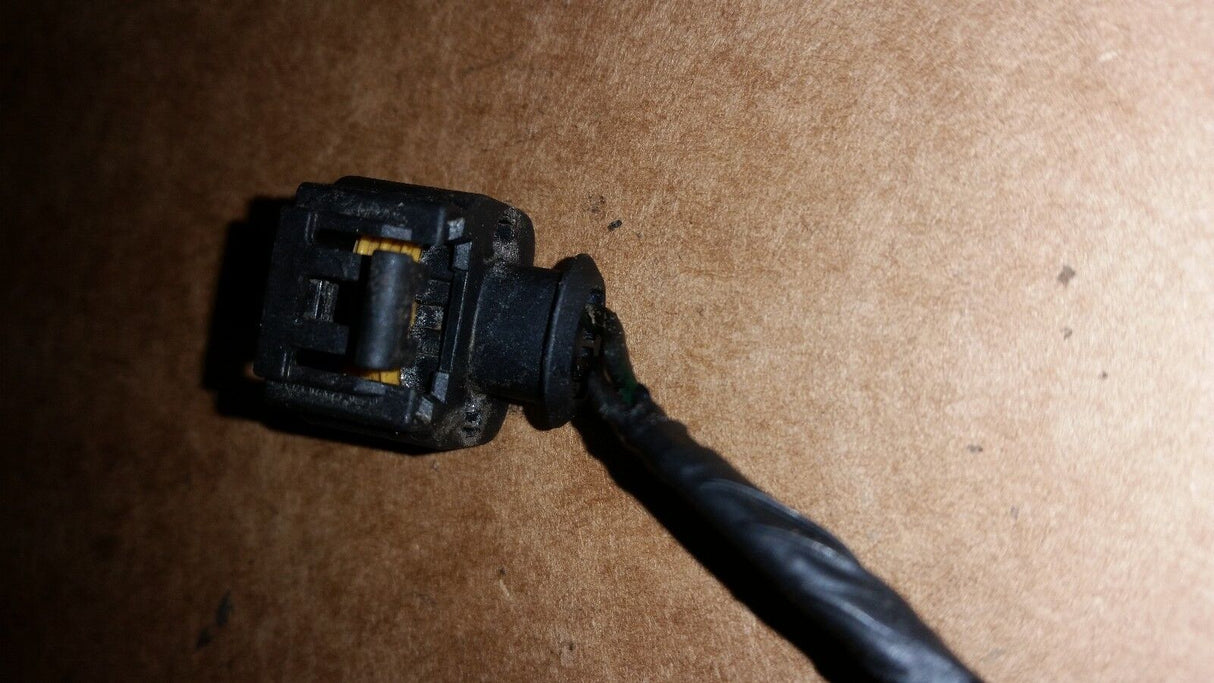 2 WIRE 2008-2010 6.4L POWERSTROKE ENGINE PIGTAIL yellow