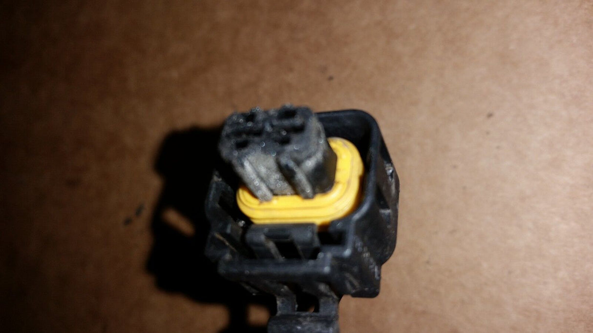 2 WIRE 2008-2010 6.4L POWERSTROKE ENGINE PIGTAIL yellow