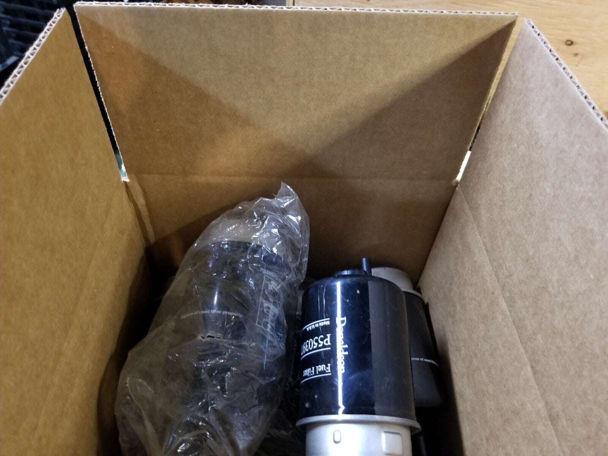 LOT OF 11PC P550397 DONALDSON FUEL FILTER