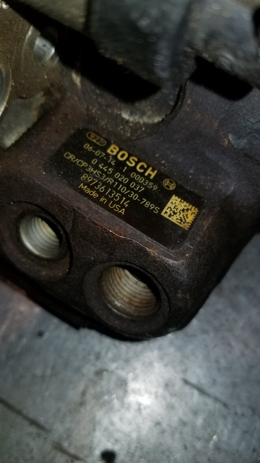 CORE 0445020037 Bosch CP3 Pump 07-10 GM Duramax CORE / FOR PARTS