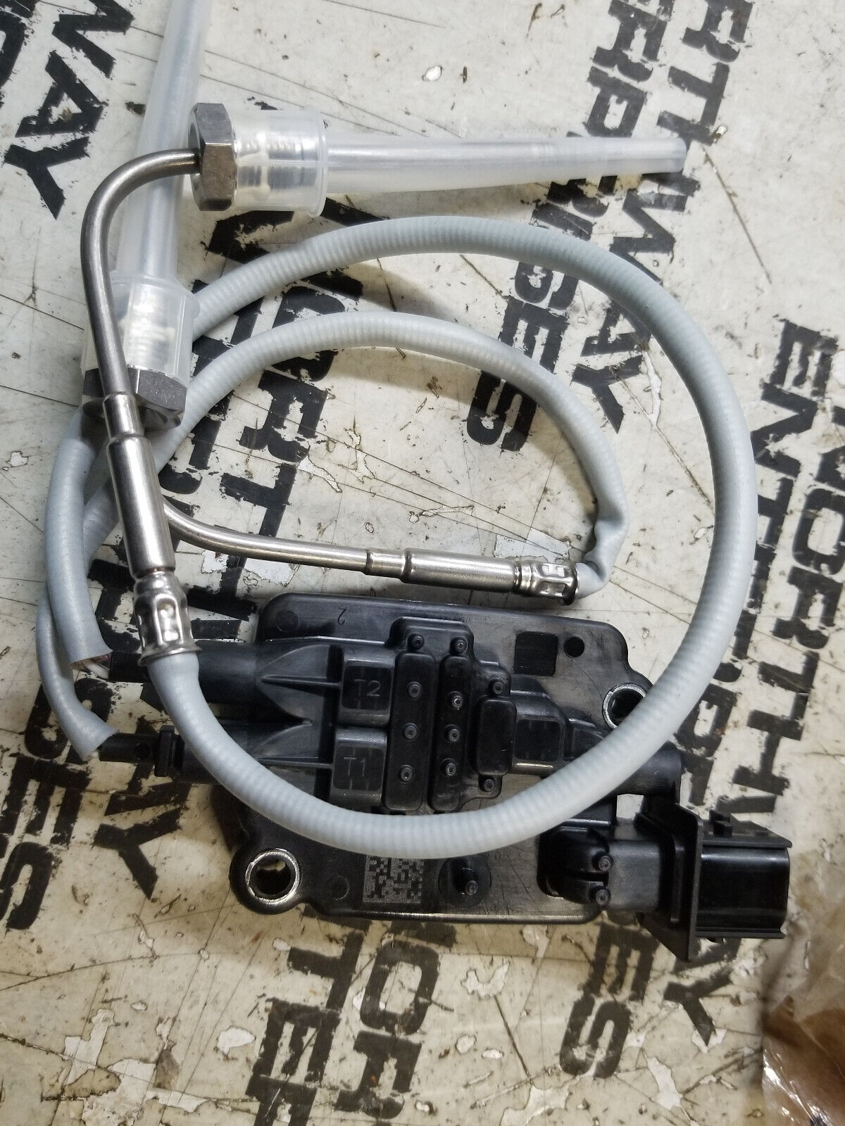 Genuine Cummins NOx Sensor Nitrogen Oxide 4326875 No Core