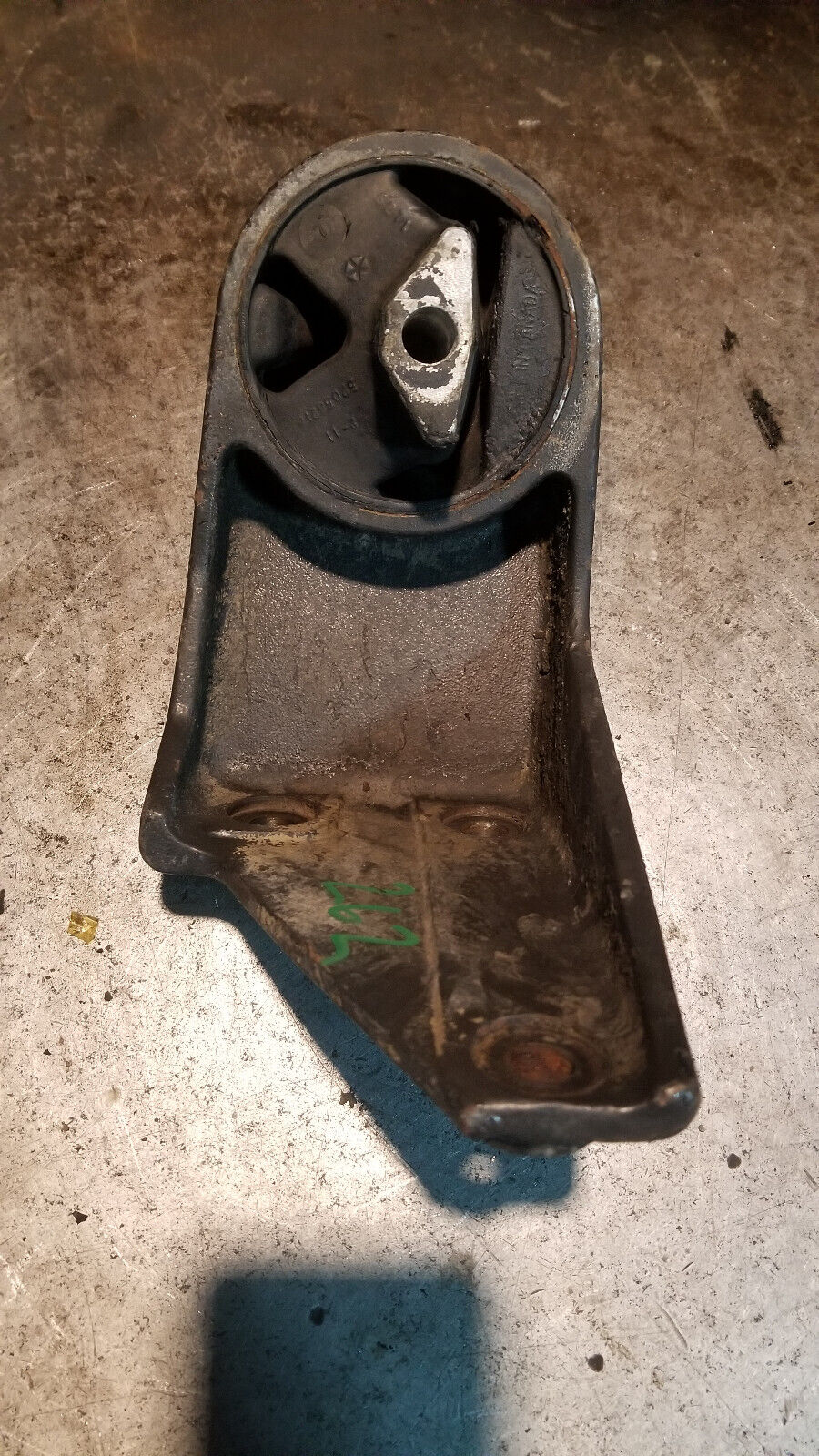 52018237 Front Left Engine Motor Mount 1Pc for Dodge Ram 2500 94-99 Diesel