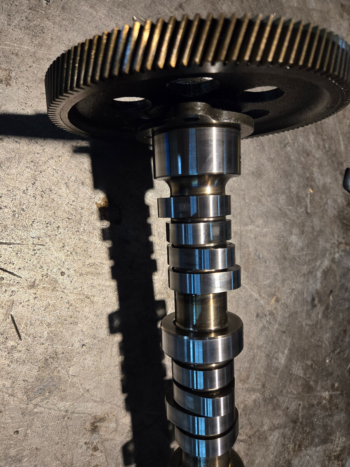 11-17 6.7 Powerstroke POLISHED Camshaft w/ gear BC3Z-6250-D bc3q-6251-af