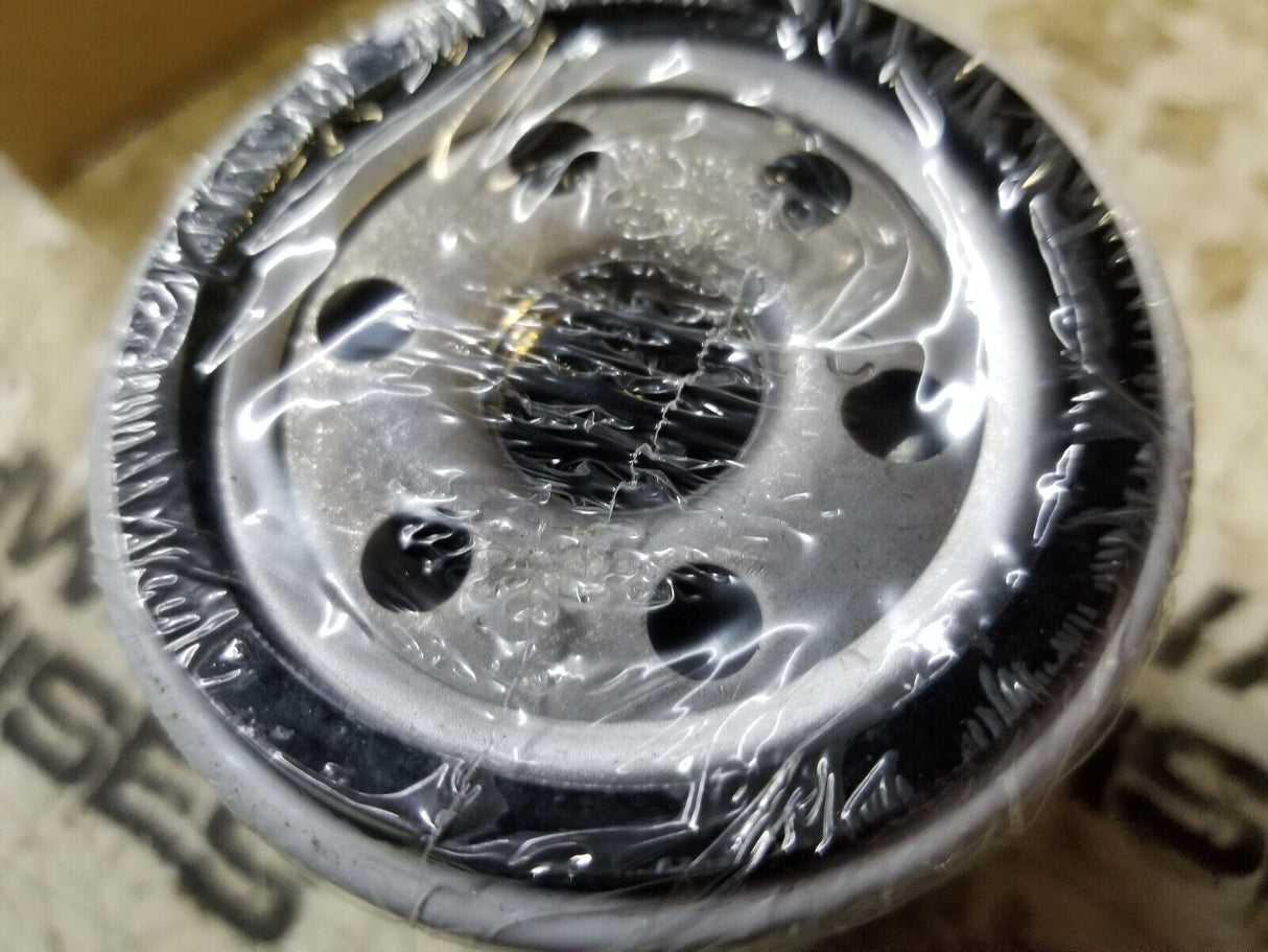 LOT OF 7PC - P502015 DONALDSON LUBE FILTER