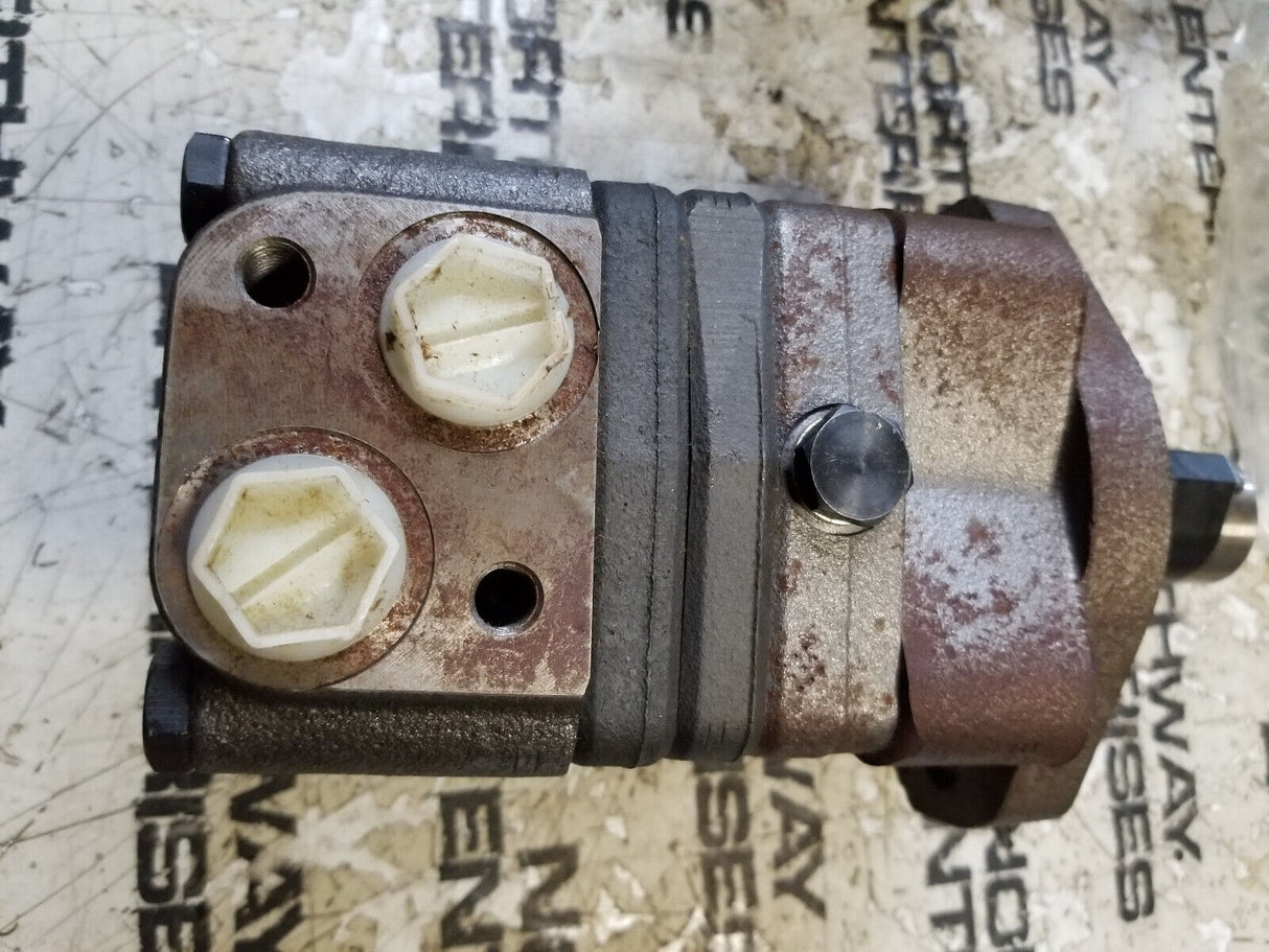 New Genuine OEM Danfoss Orbit Hydraulic Motor OMS80 151F2316 142-956 rpm 80-500