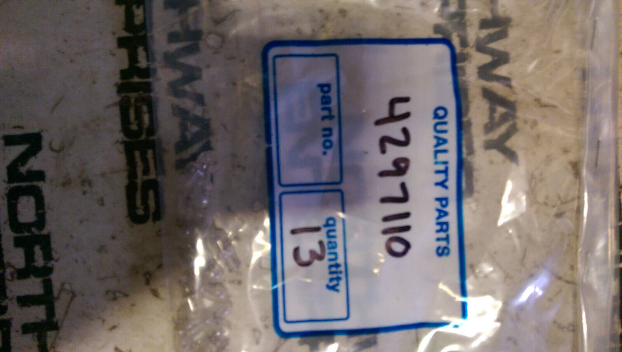 4297110 JOHN DEERE / HITACHI BULB LOT OF 13 BULBS