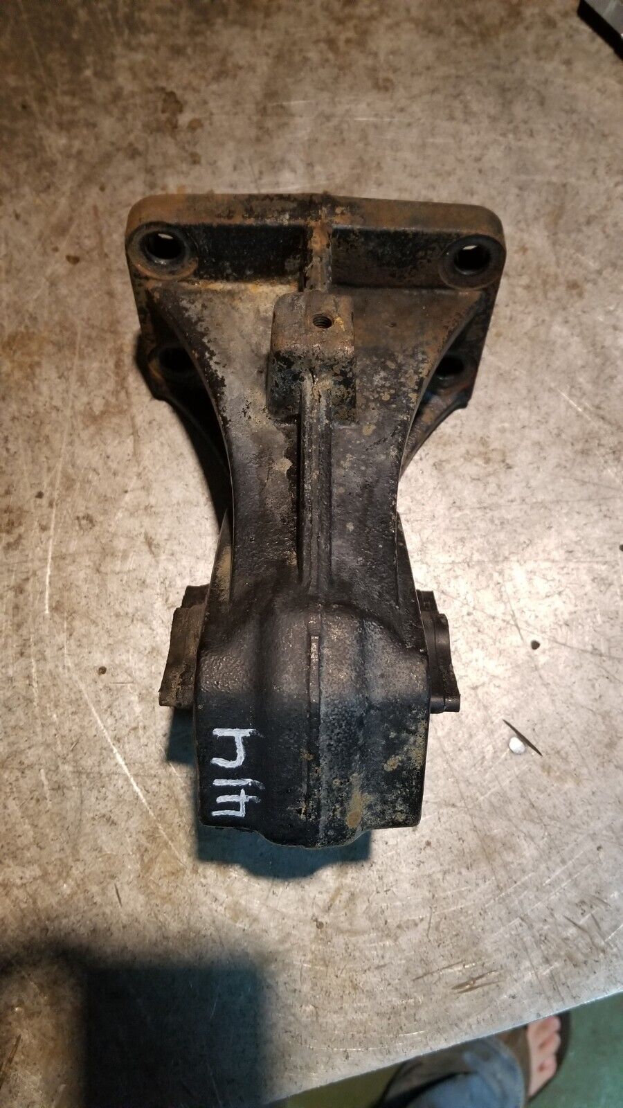 52121815AC 6.7L 6.7 Cummins Engine Mount Bracket LH / DRIVERS SIDE