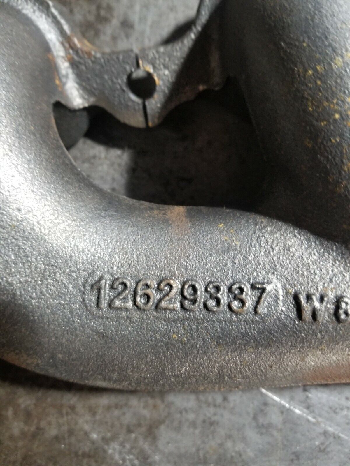 NEW 2015-2018 Chevrolet Silverado 1500 Exhaust Manifold 12629337 Left Side 5.3