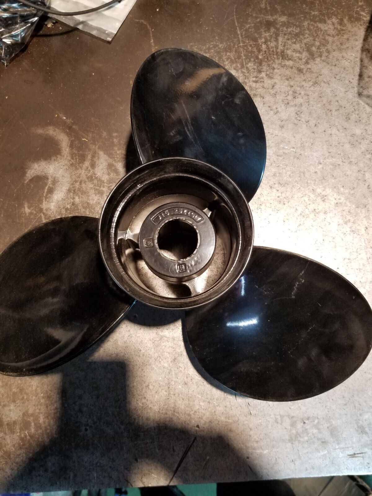 78116A45-15P Mercury 48-78116A45 15.25" x 15" Black Max Aluminum Propeller