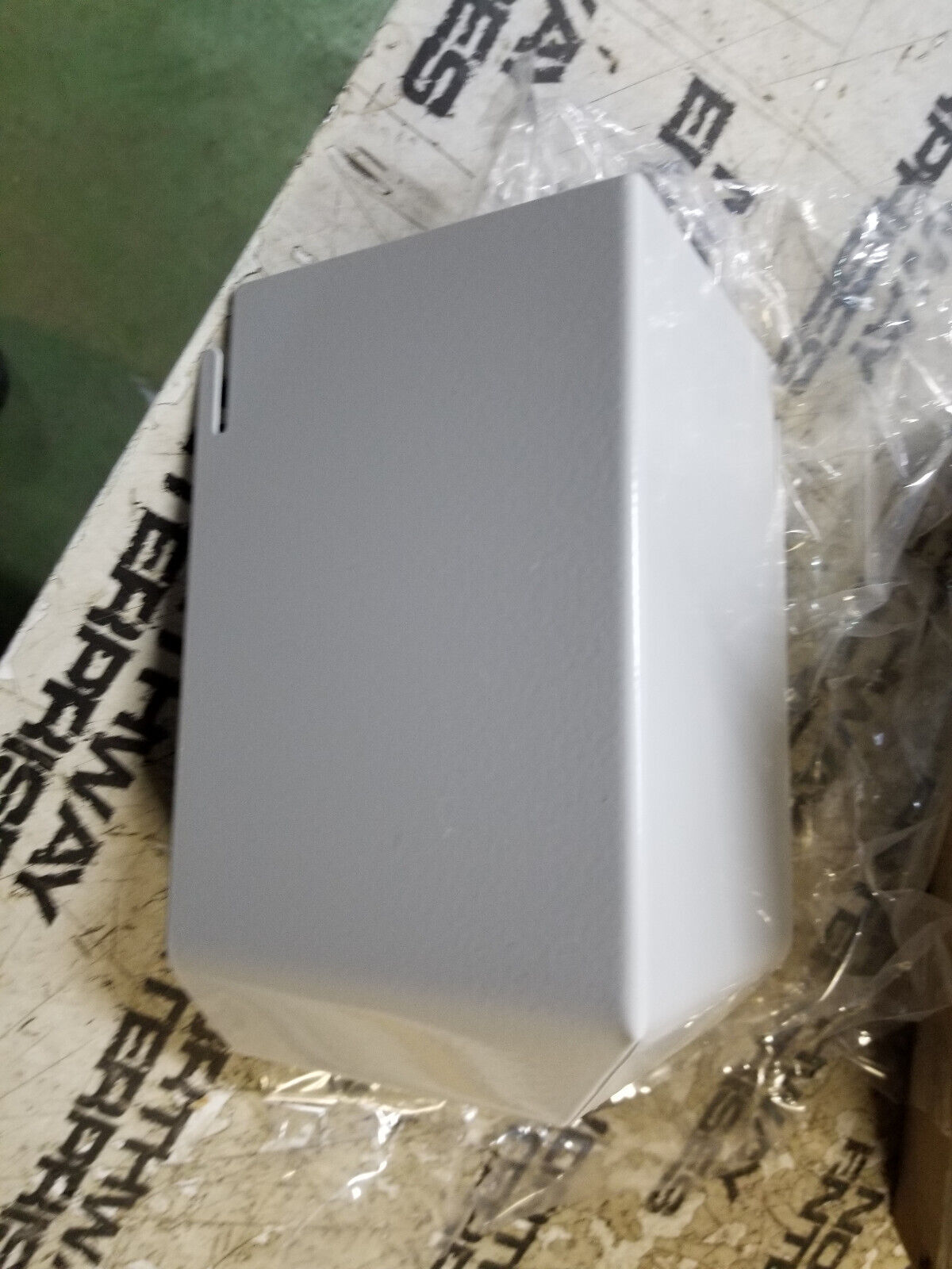 LOT OF 8PC - ARGO LO TRIM II 90 Degree Outside Corner LT2-OCF-90