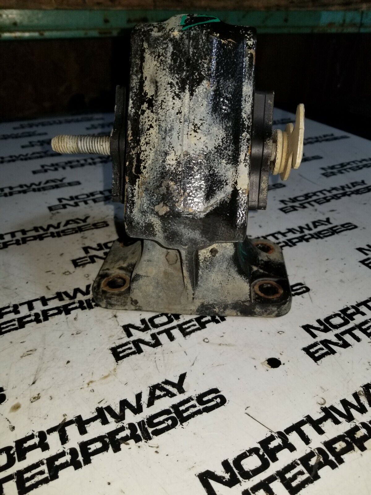 46535446aa 52121815AC 6.7L 6.7 Cummins Engine Mount LH / DRIVERS SIDE re36