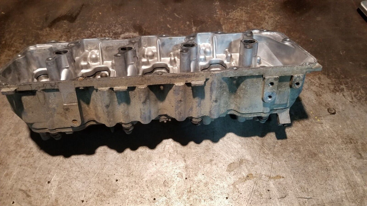 2011-2015 DURAMAX 6.6L DIESEL LML VALVE COVER LH DRIVER 12640380 12642769