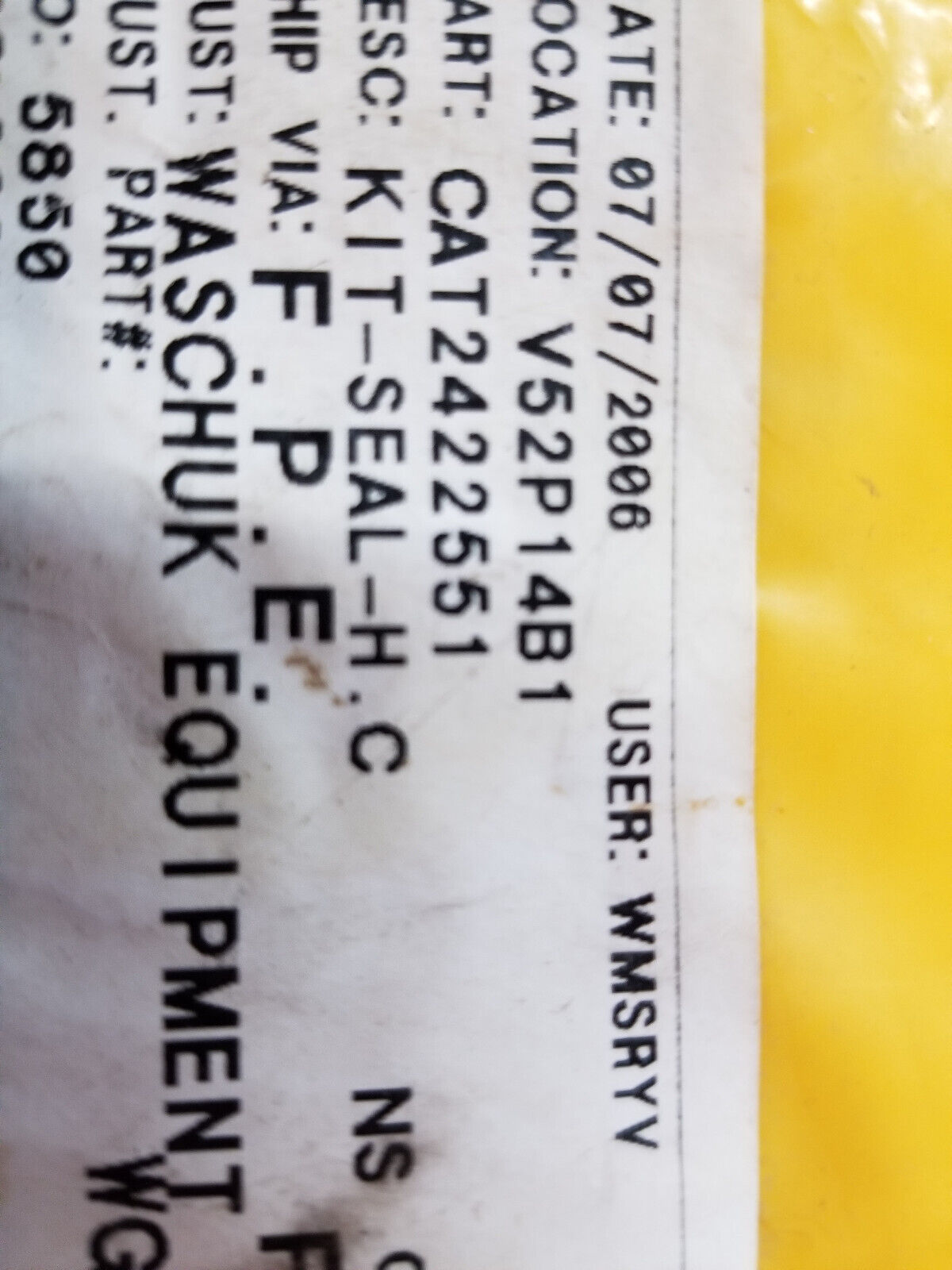 CATERPILLAR 242-2551: Hydraulic Cylinder SEAL KIT - STANDARD SIZE 2422551