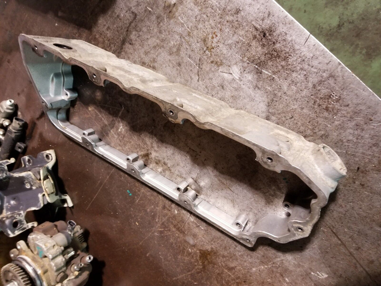 6.4 Powerstroke Engine Ford OEM 1875563c1 Lower Valve Cover Spacer RH Right