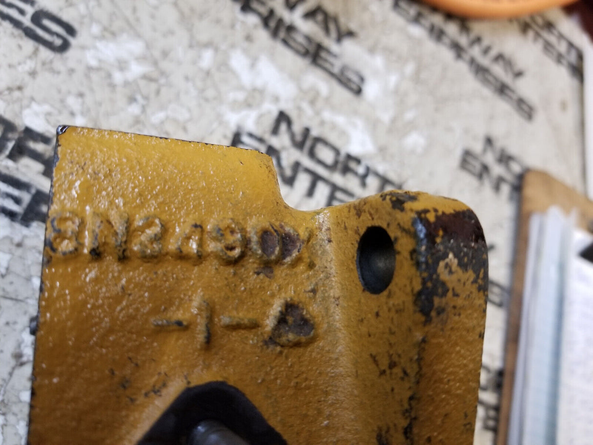 8N-2490 CATERPILLAR HOUSING 8N2490
