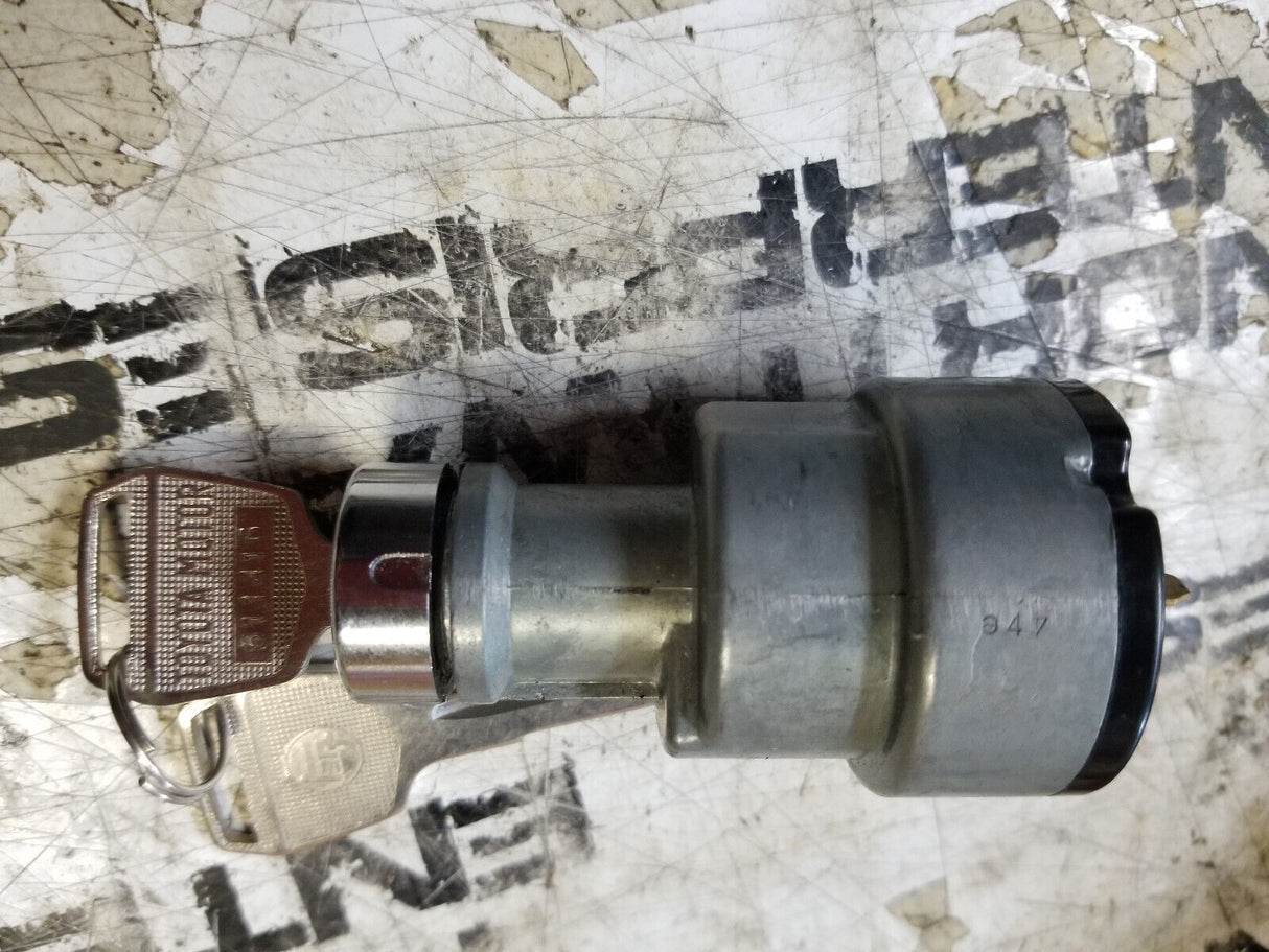 Ignition Switch 57510-23000-7 for Toyota Hyster Clark Forklift 7FD10 7FG10 8FD10