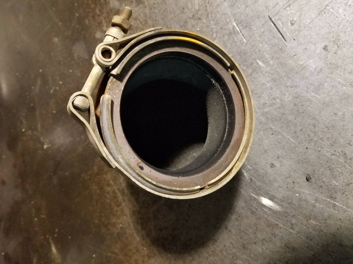 4040366 Turbo Elbow Cummins 6.7 6.7L Holset 4040366 re526