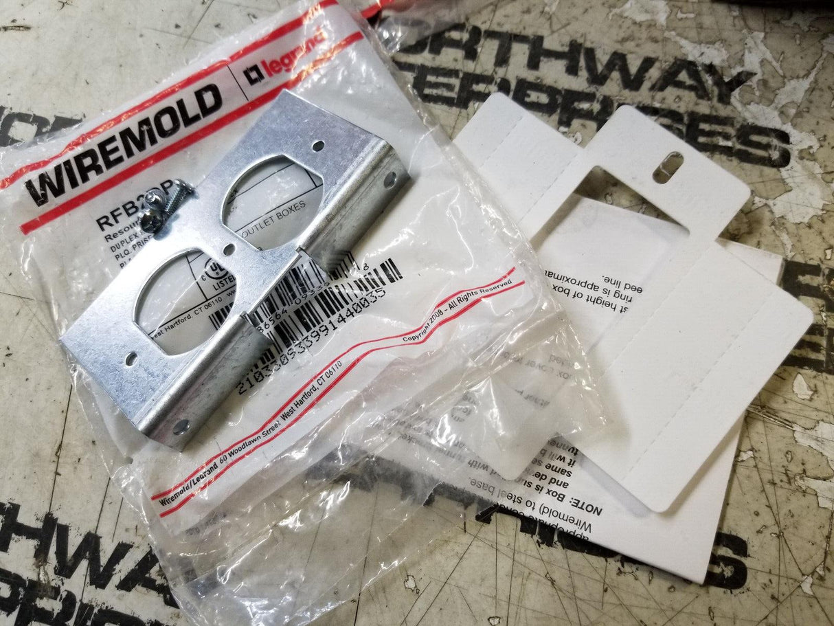 Wiremold RFB2DP RFB2-Series Internal Duplex Receptacle Bracket