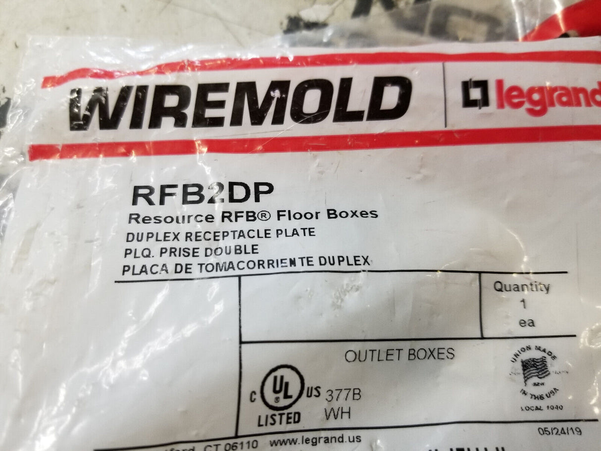 Wiremold RFB2DP RFB2-Series Internal Duplex Receptacle Bracket