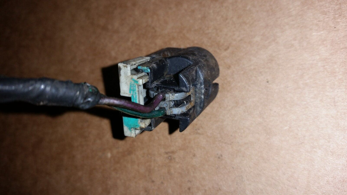 2 WIRE 2008-2010 6.4L POWERSTROKE ENGINE PIGTAIL white